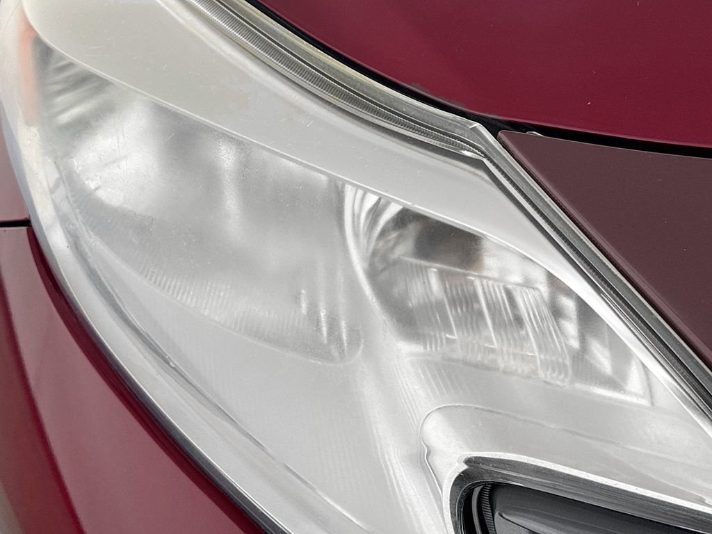 Used 2015 Nissan Versa Note SV image 34