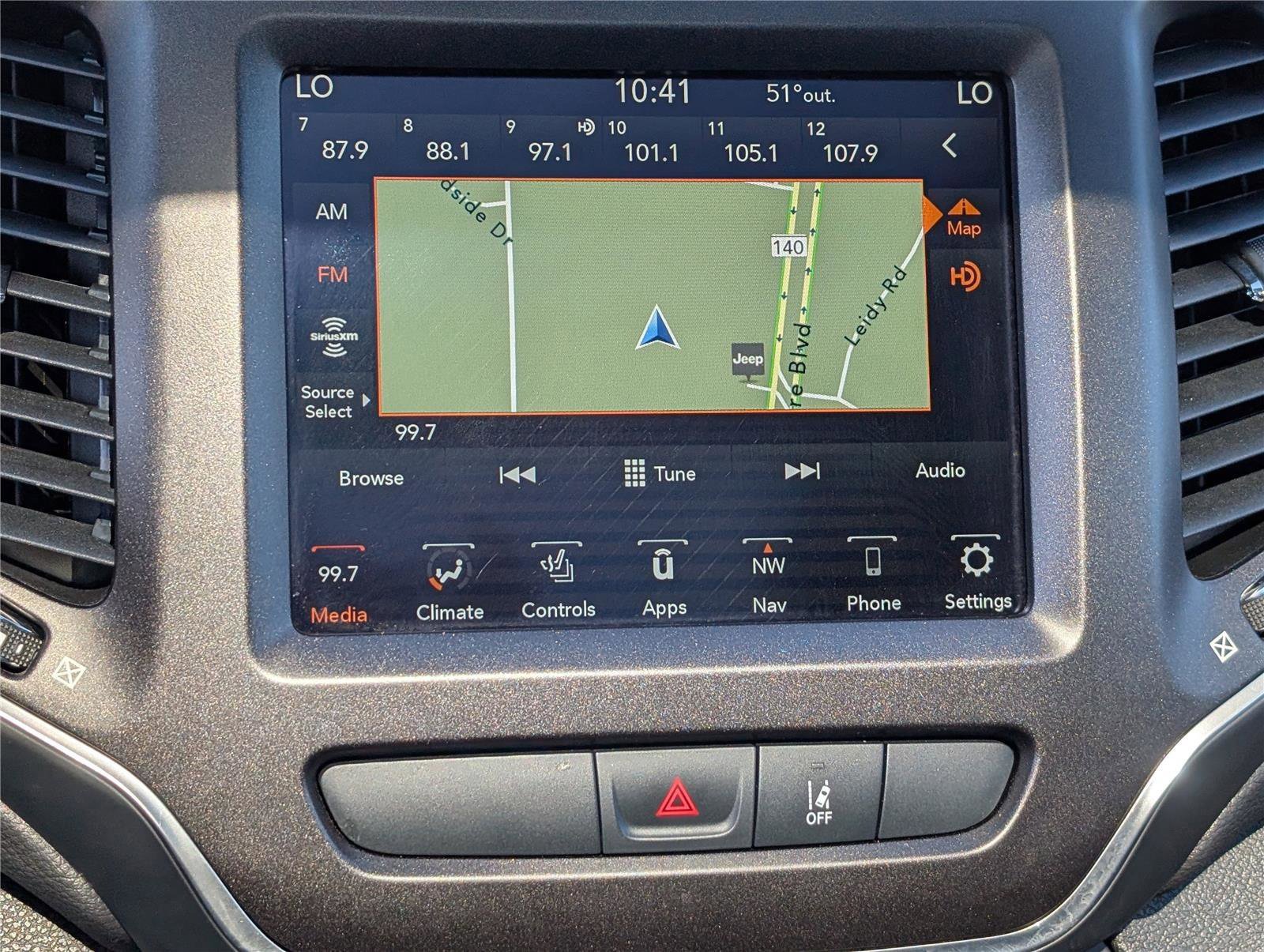 Used 2022 Jeep Cherokee Trailhawk w/ Sun, Sound & Nav Group image 31