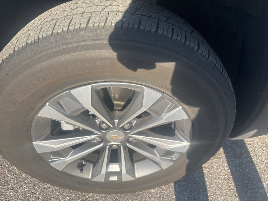 Used 2026 Chevrolet Equinox LT w/ Convenience Package II image 11