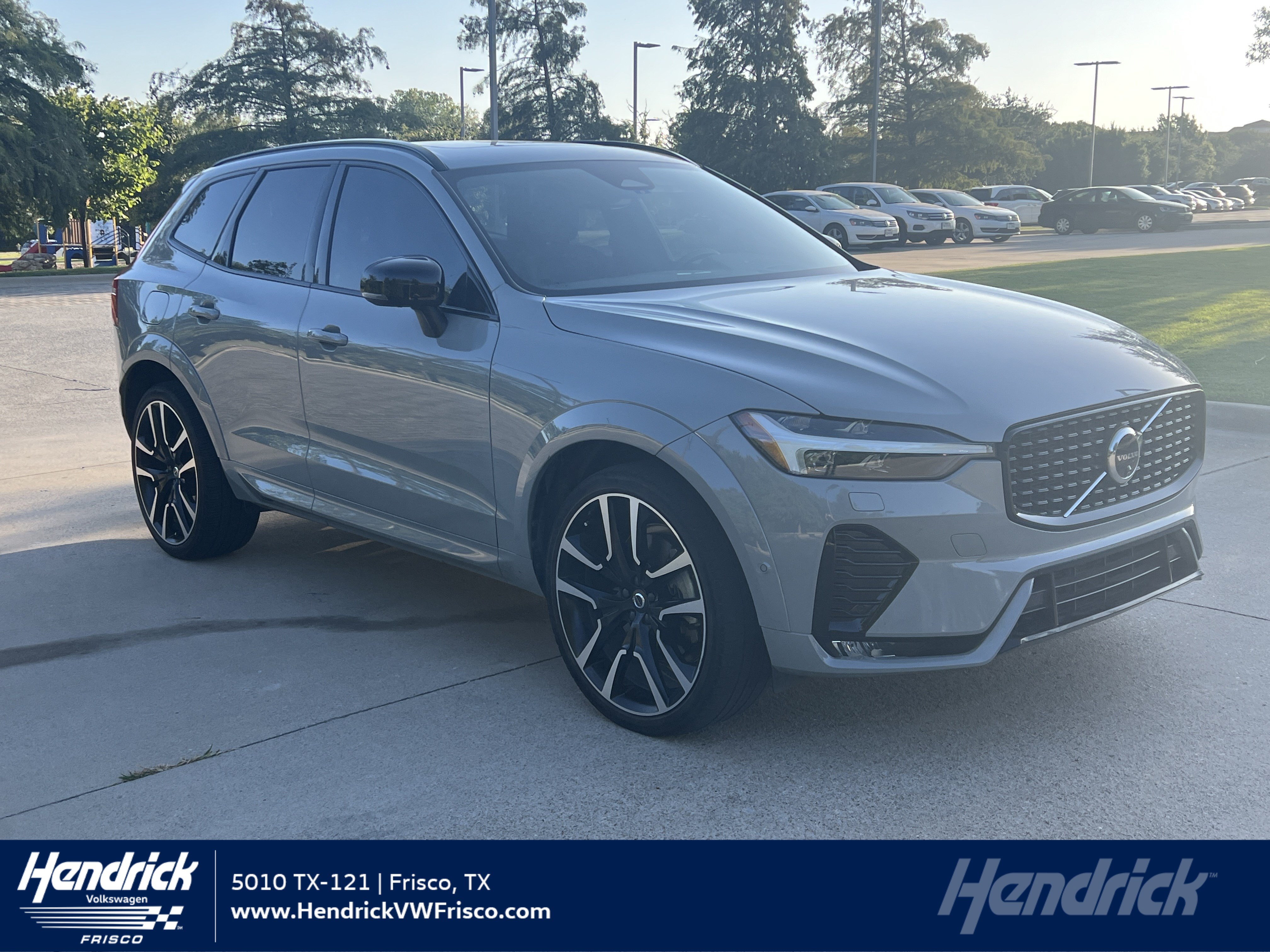 Used 2024 Volvo XC60 B5 Ultimate w/ Protection Package Premier AWD/4WD video 1