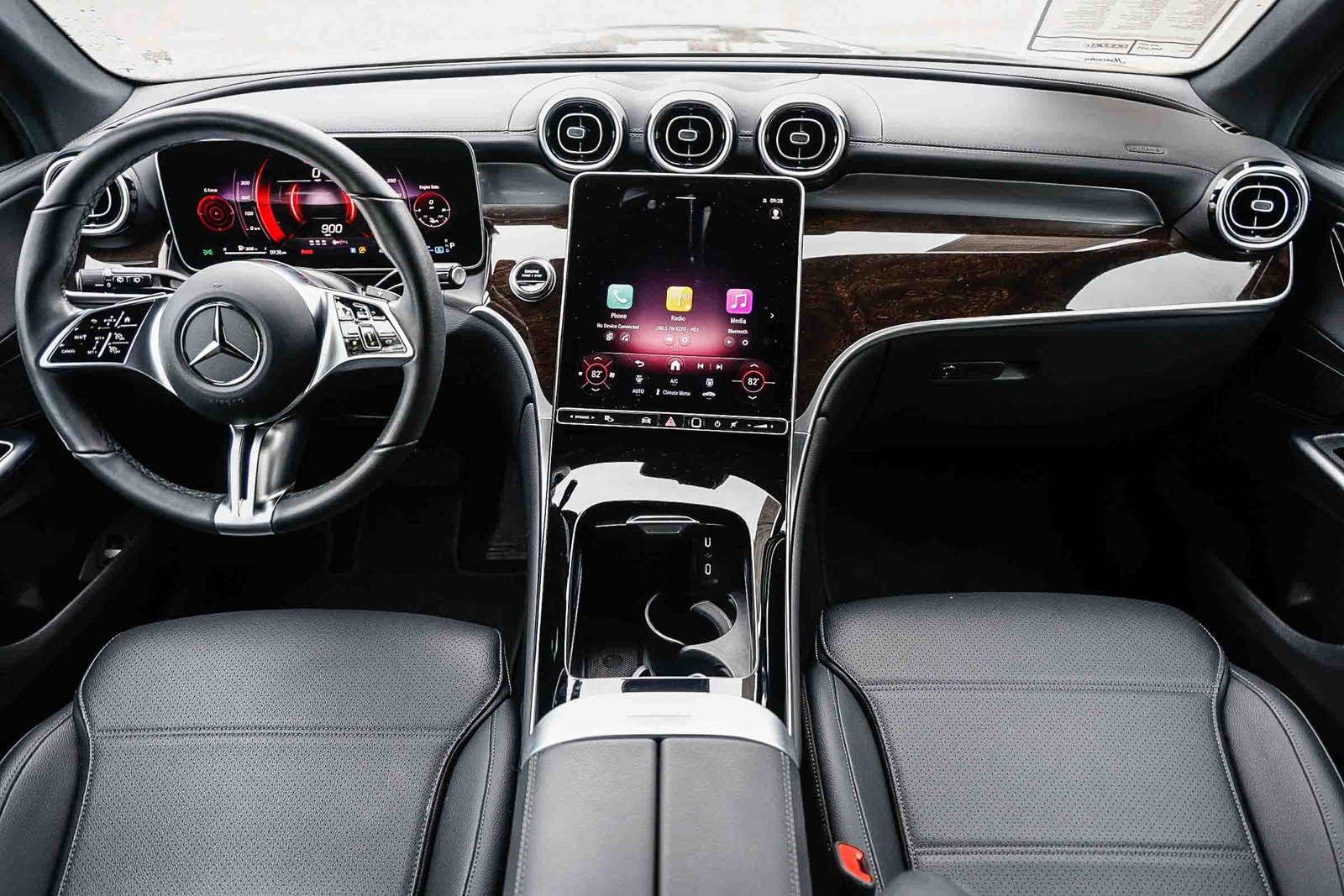 Certified 2025 Mercedes-Benz GLC 300 image 10