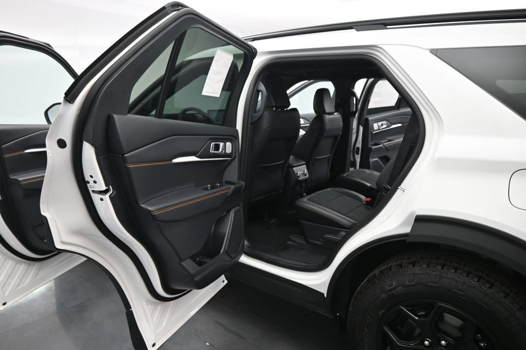 New 2026 Ford Explorer Tremor w/ Tremor Ultimate Package AWD/4WD image 18