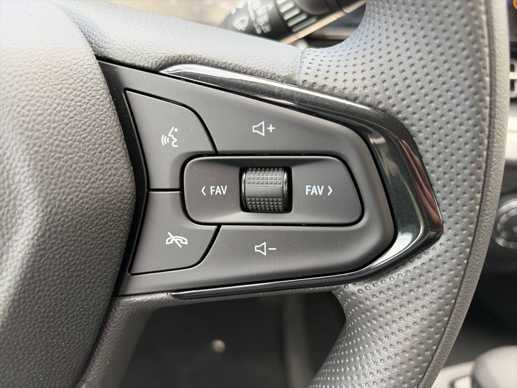 New 2026 Chevrolet Trax LS FWD image 9