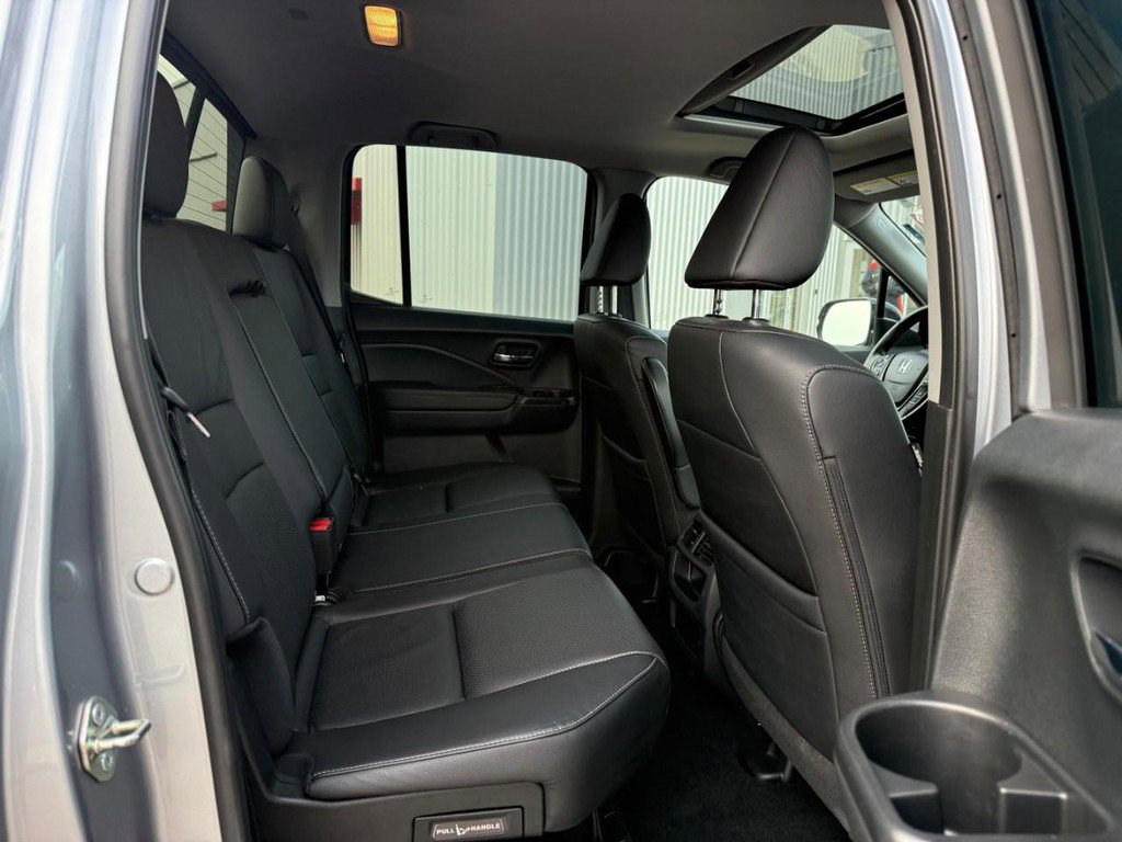 Used 2020 Honda Ridgeline RTL-E image 11