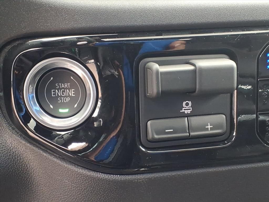 New 2026 Chevrolet Silverado 1500 ZR2 w/ LPO, Dark Essentials Package image 14