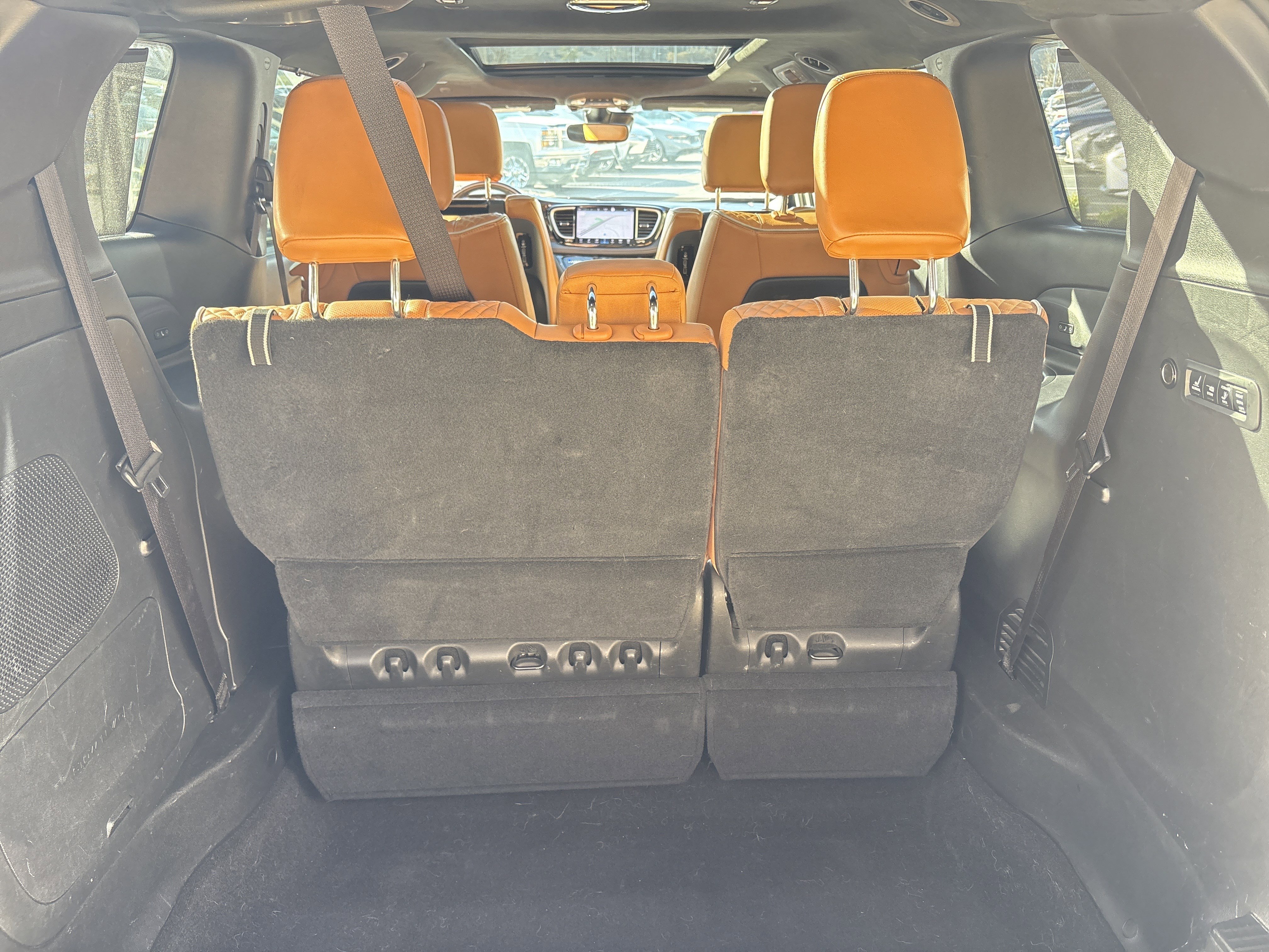 Used 2021 Chrysler Pacifica Pinnacle image 33