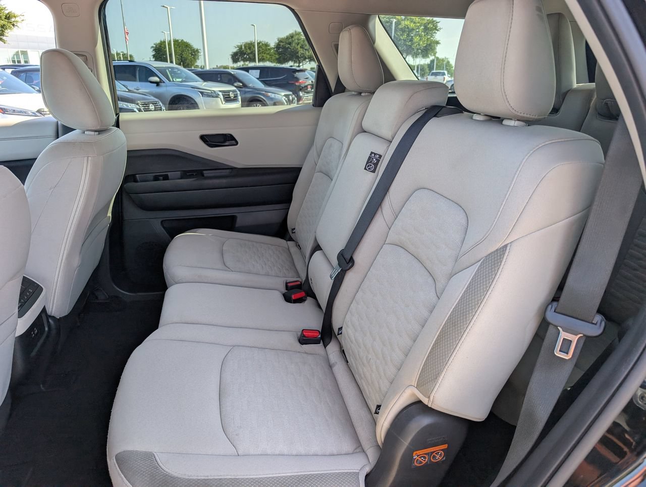 Used 2023 Nissan Pathfinder SV FWD image 26