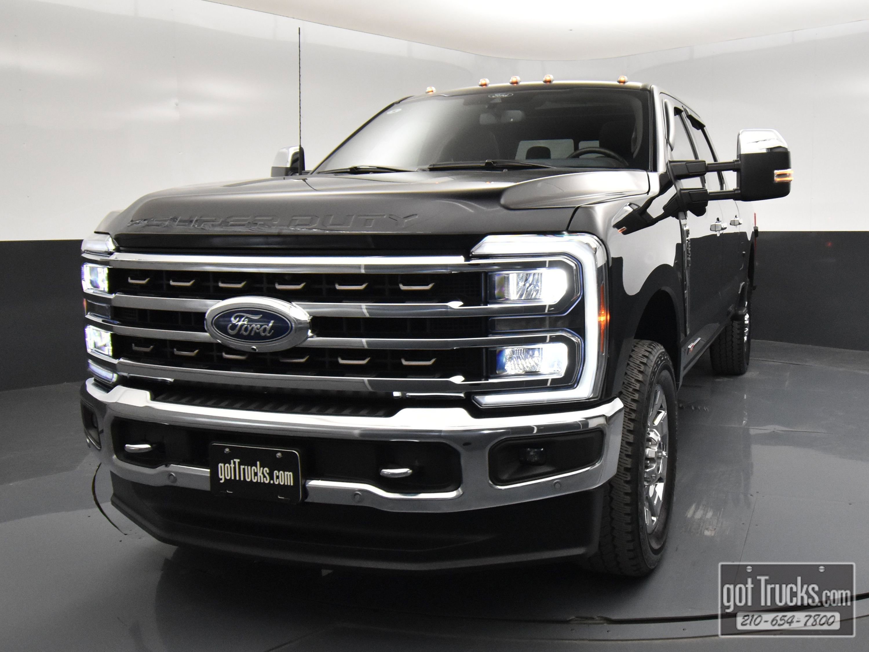 Used 2024 Ford F250 King Ranch w/ Chrome Package AWD/4WD image 52