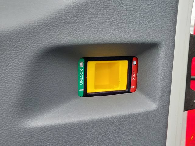Used 2018 Ford Transit 350 XL RWD image 8
