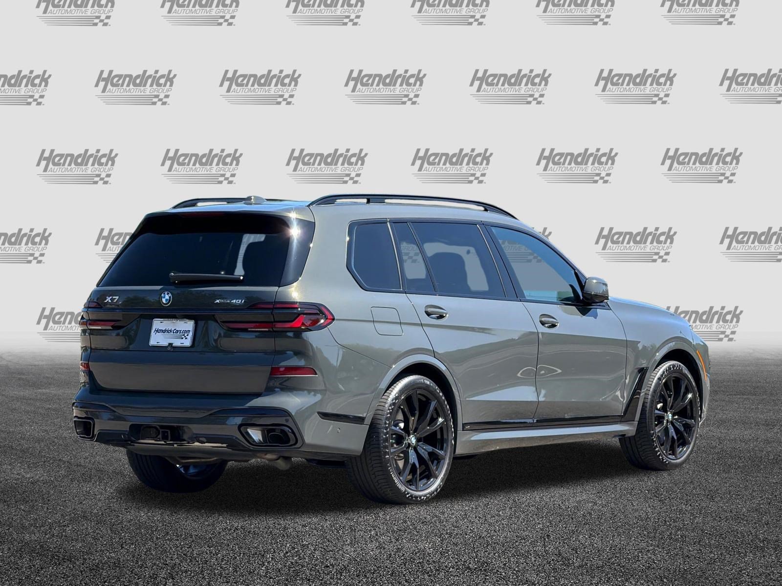 Used 2026 BMW X7 xDrive40i w/ M Sport Package AWD/4WD image 5