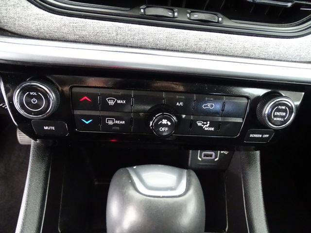 Used 2022 Jeep Compass Latitude w/ Sun and Sound Group image 14