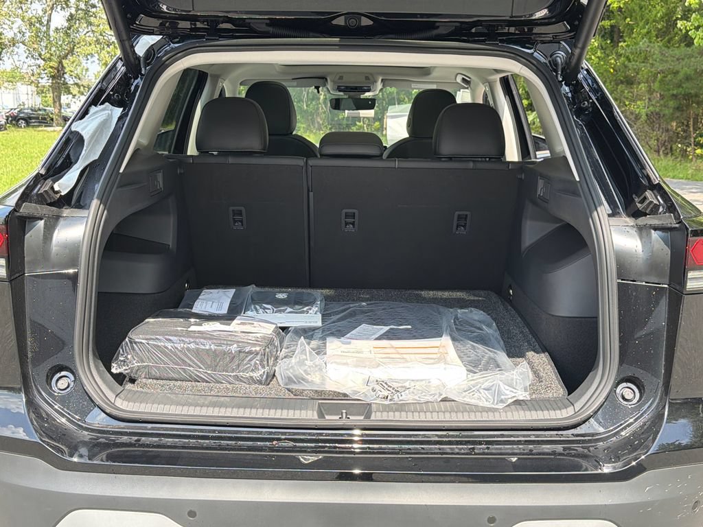 New 2026 Volkswagen Tiguan SE AWD/4WD image 21