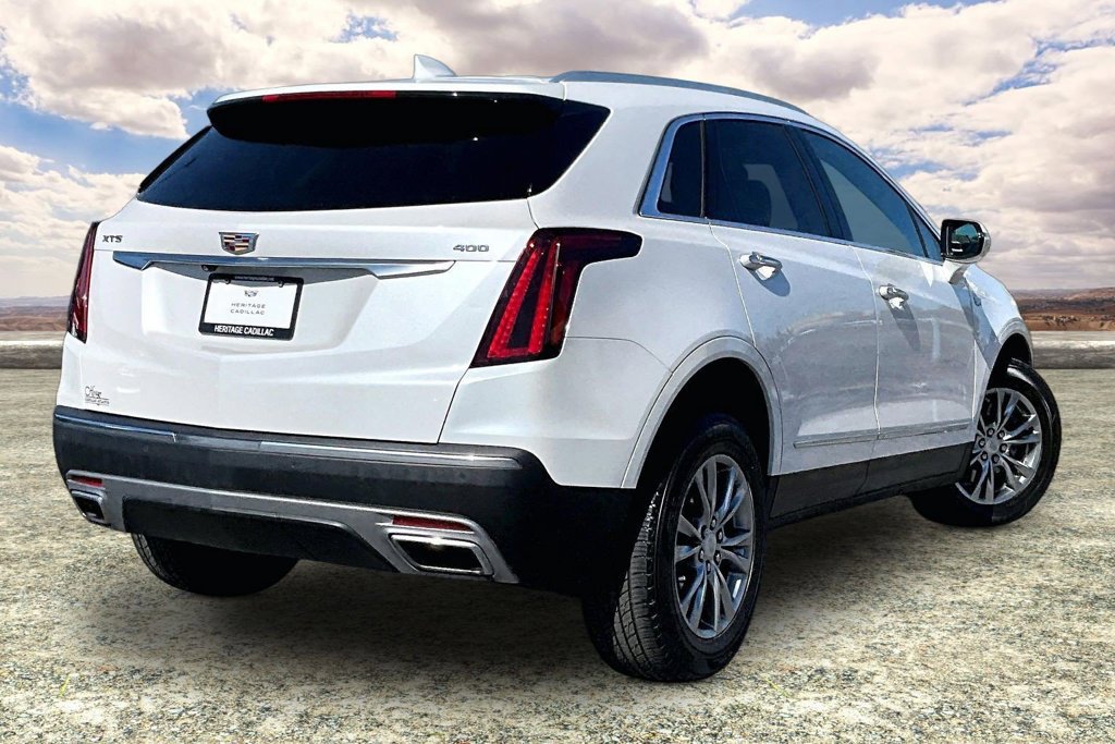 Certified 2022 Cadillac XT5 Premium Luxury FWD image 5