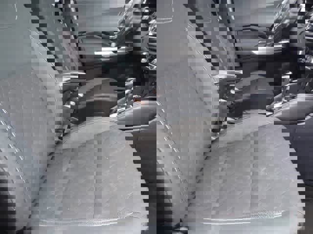 Used 2020 Nissan Kicks SV w/ Exterior Package image 18