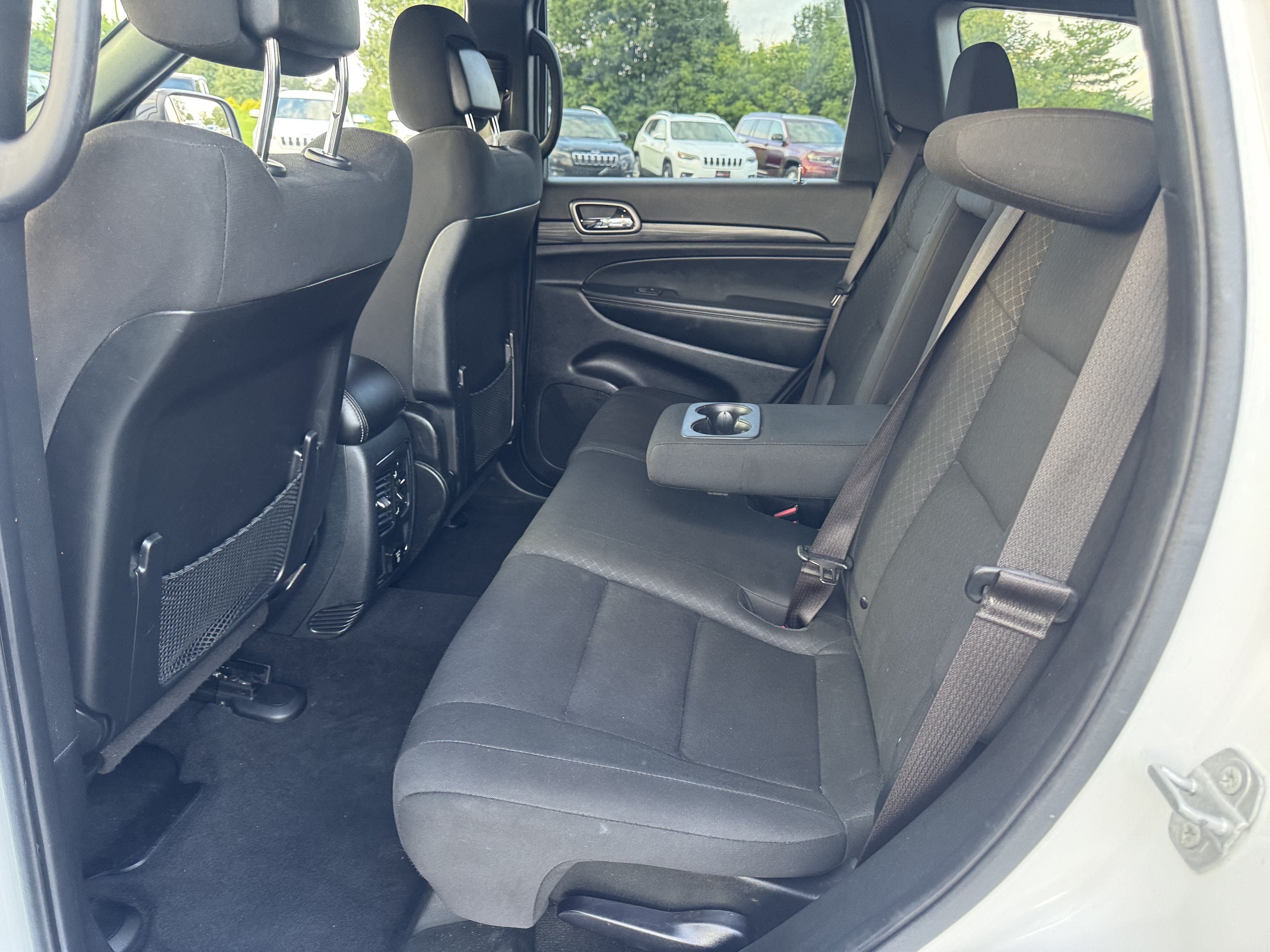 Used 2021 Jeep Grand Cherokee Freedom Edition AWD/4WD image 15