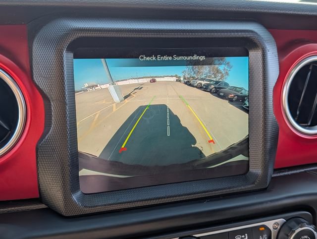 Used 2023 Jeep Wrangler Unlimited Rubicon AWD/4WD image 22