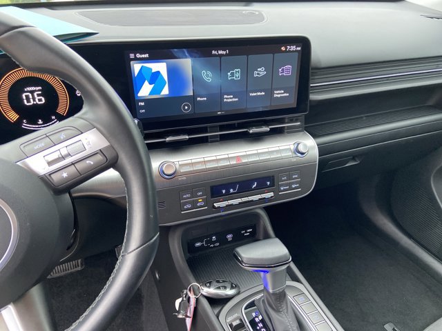 Used 2025 Hyundai Kona SEL FWD image 19