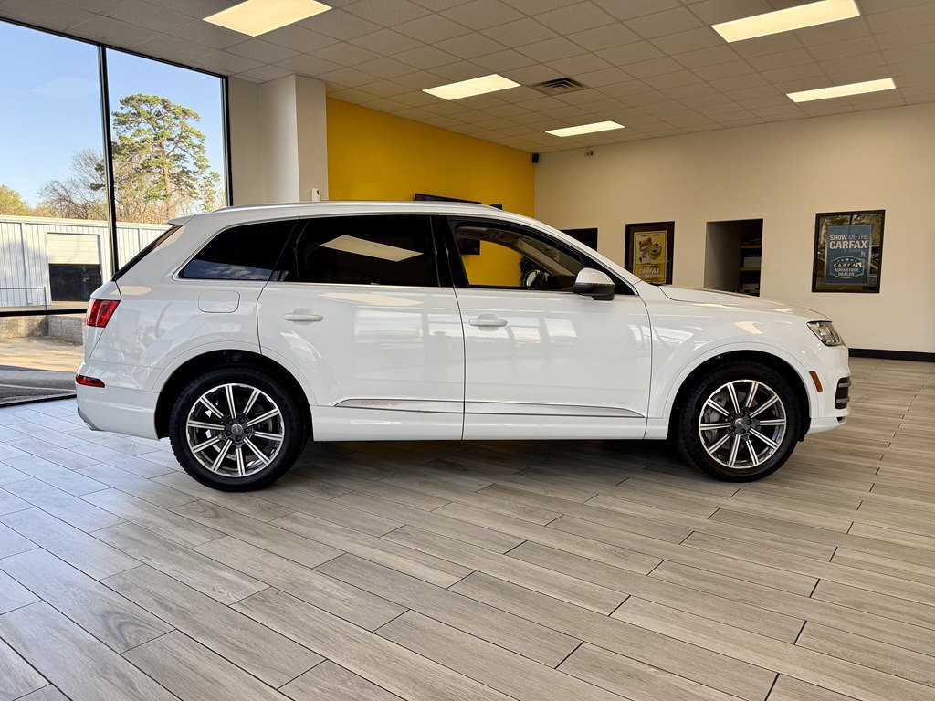 Used 2017 Audi Q7 3.0T Premium Plus image 5