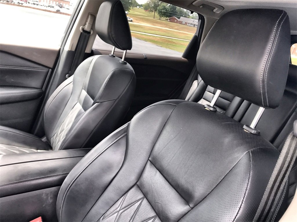 Used 2023 Nissan Rogue Platinum w/ Platinum Premium Package image 11