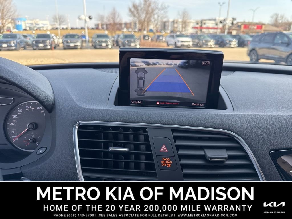 Used 2018 Audi Q3 quattro image 16