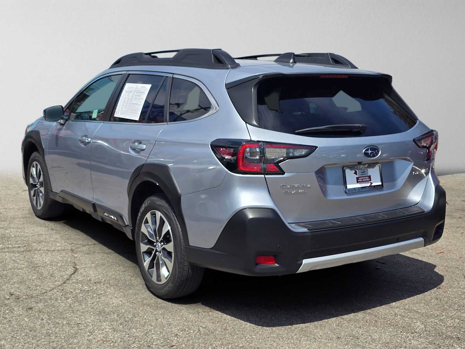 Used 2024 Subaru Outback Limited AWD/4WD image 5