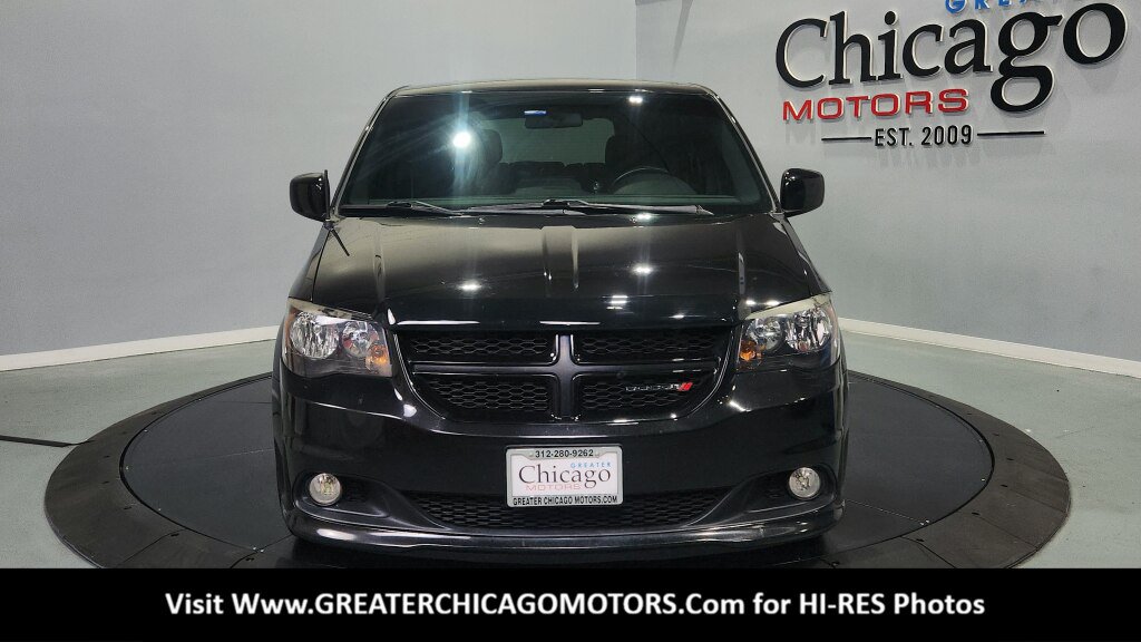 Used 2015 Dodge Grand Caravan SXT w/ Blacktop Package FWD image 4