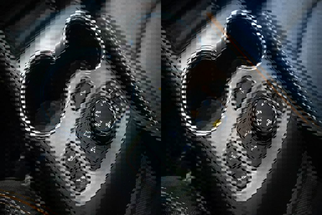 Used 2024 GMC Terrain AT4 w/ Infotainment Package II image 31