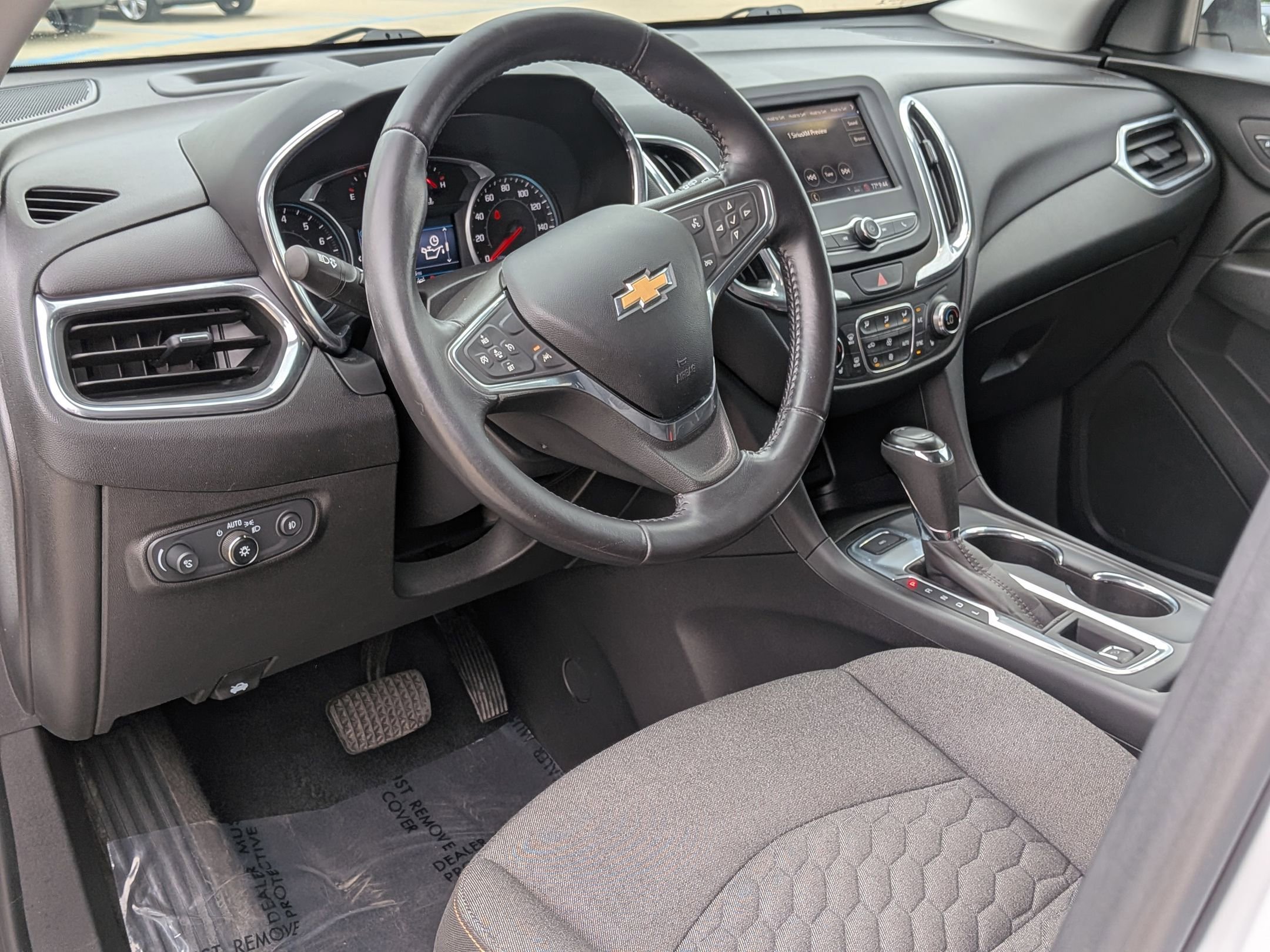 Used 2020 Chevrolet Equinox LT AWD/4WD image 10