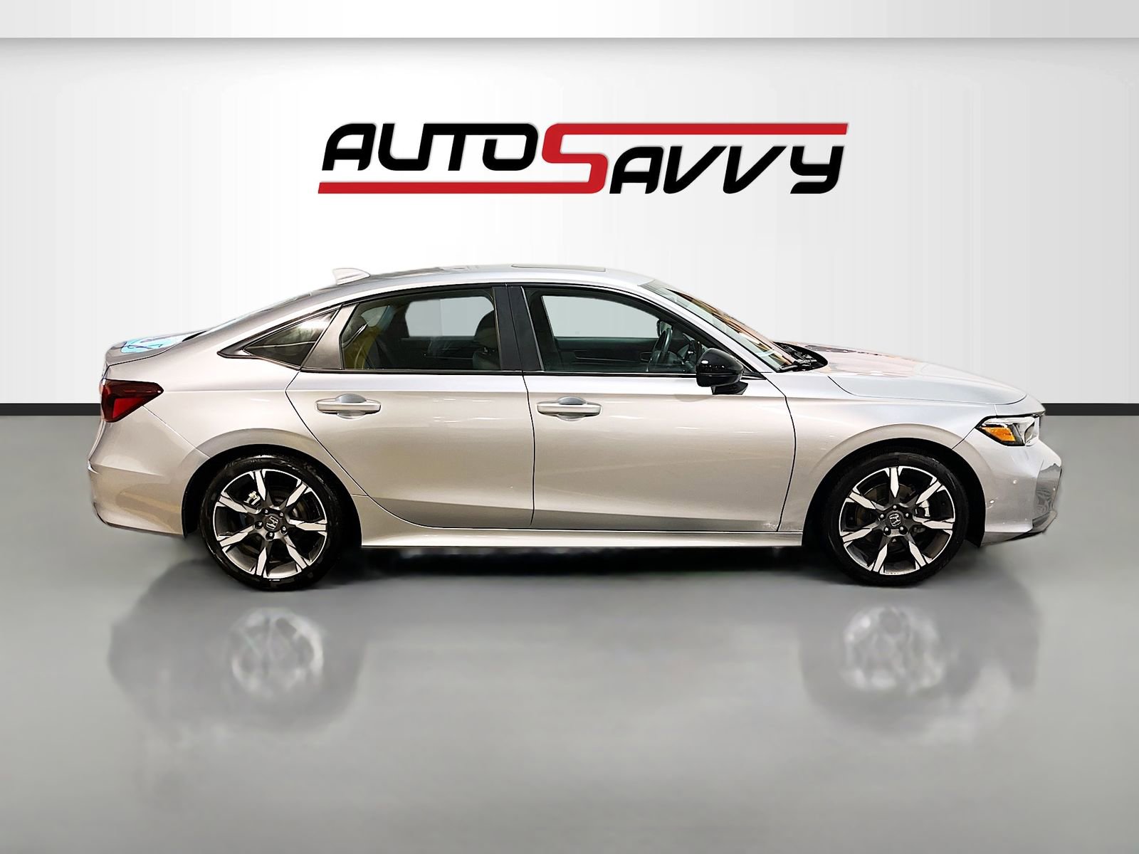 Used 2025 Honda Civic Sport Touring image 8