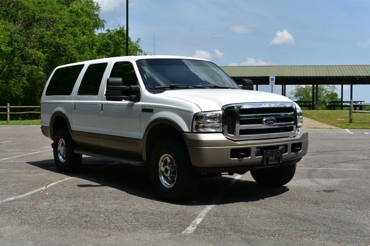 Used 2005 Ford Excursion Eddie Bauer image 7