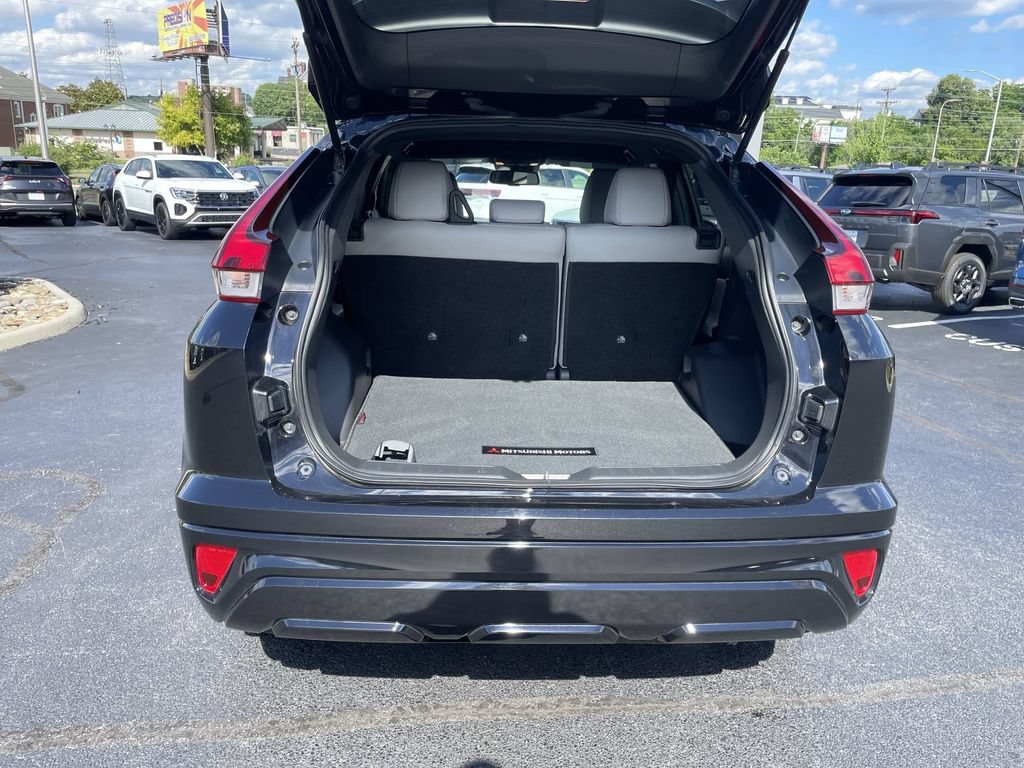 Used 2023 Mitsubishi Eclipse Cross SEL AWD/4WD image 35