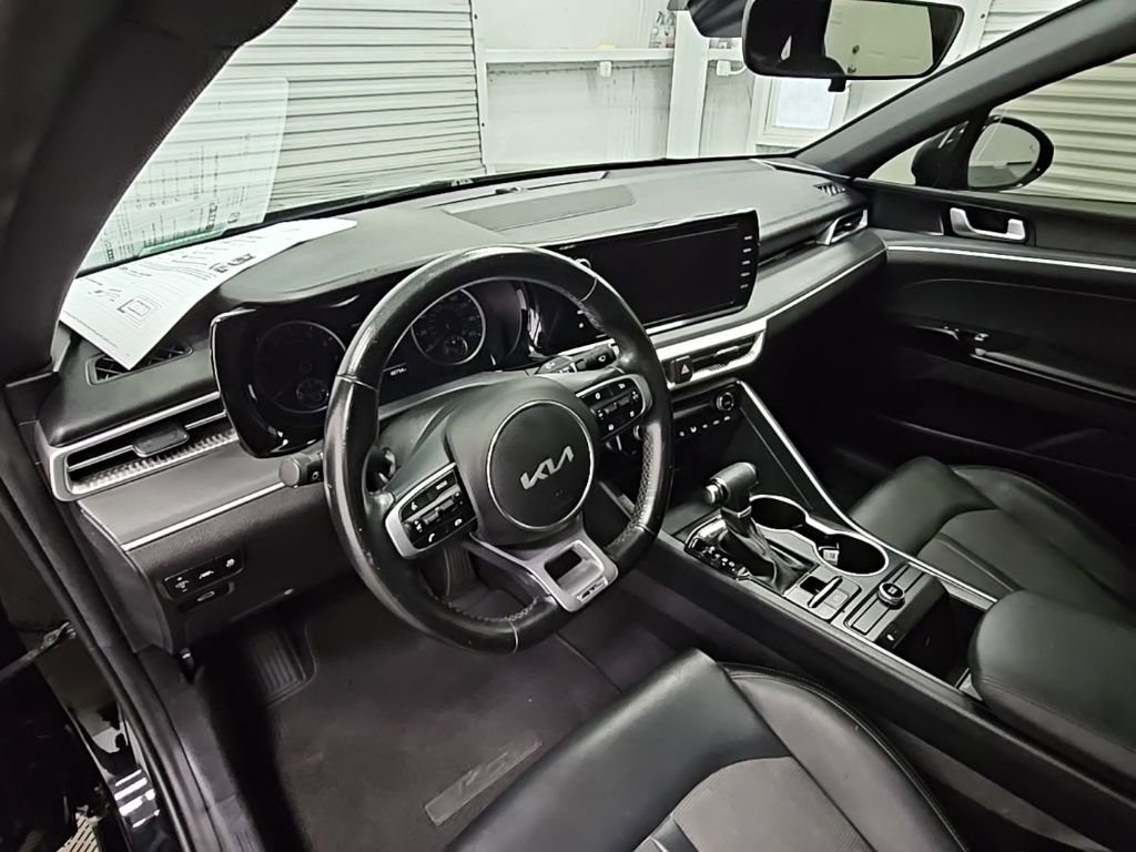 Used 2023 Kia K5 GT-Line image 12