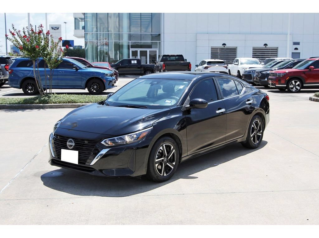 Used 2024 Nissan Sentra SV FWD image 3