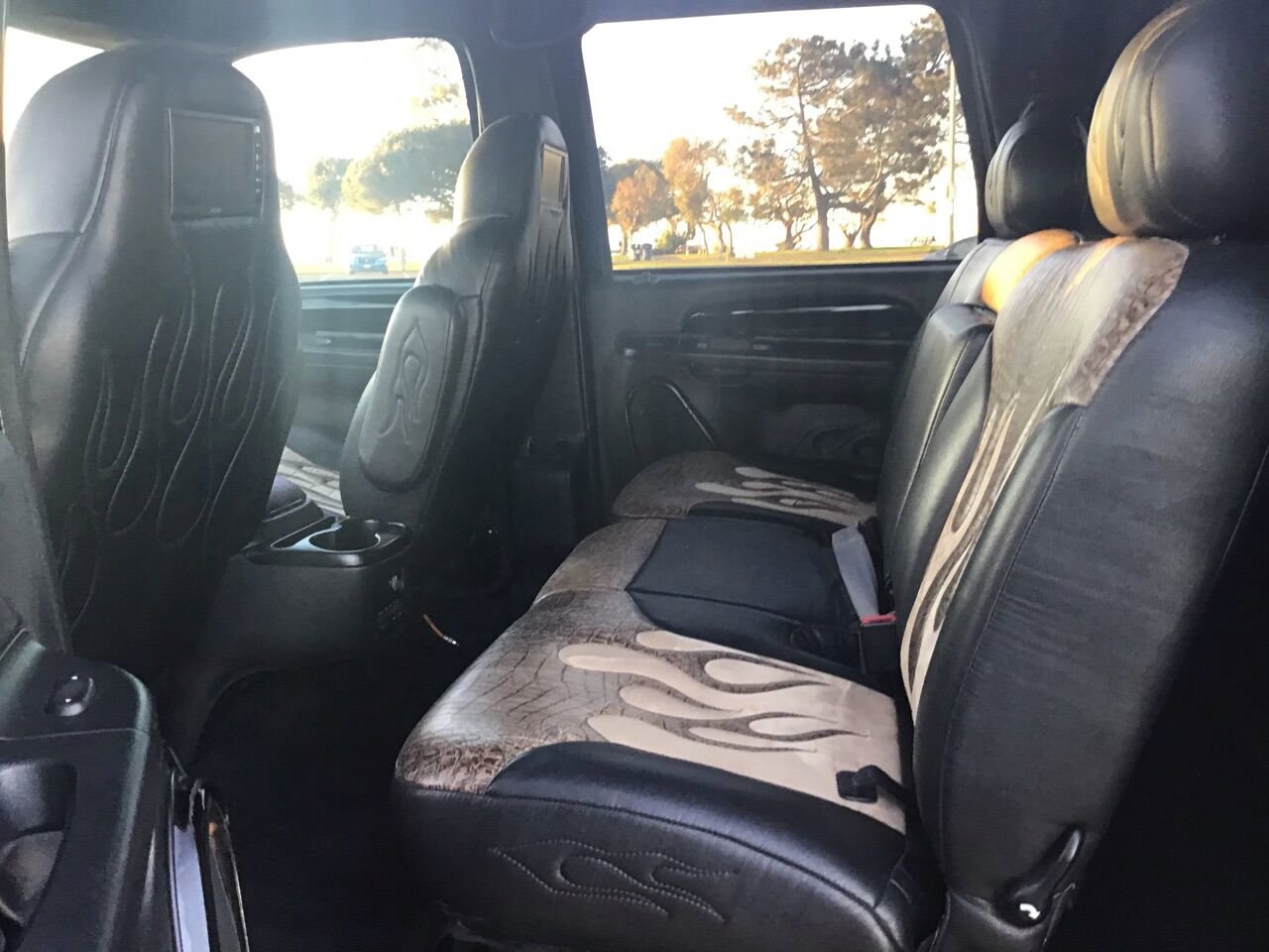 Used 2001 Ford Excursion XLT image 34