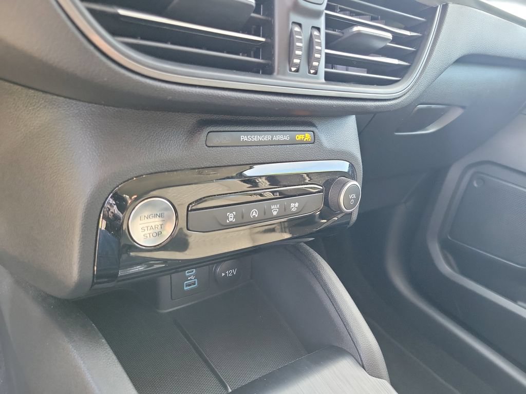 Used 2023 Ford Escape Active w/ Tech Pack #1 FWD image 25