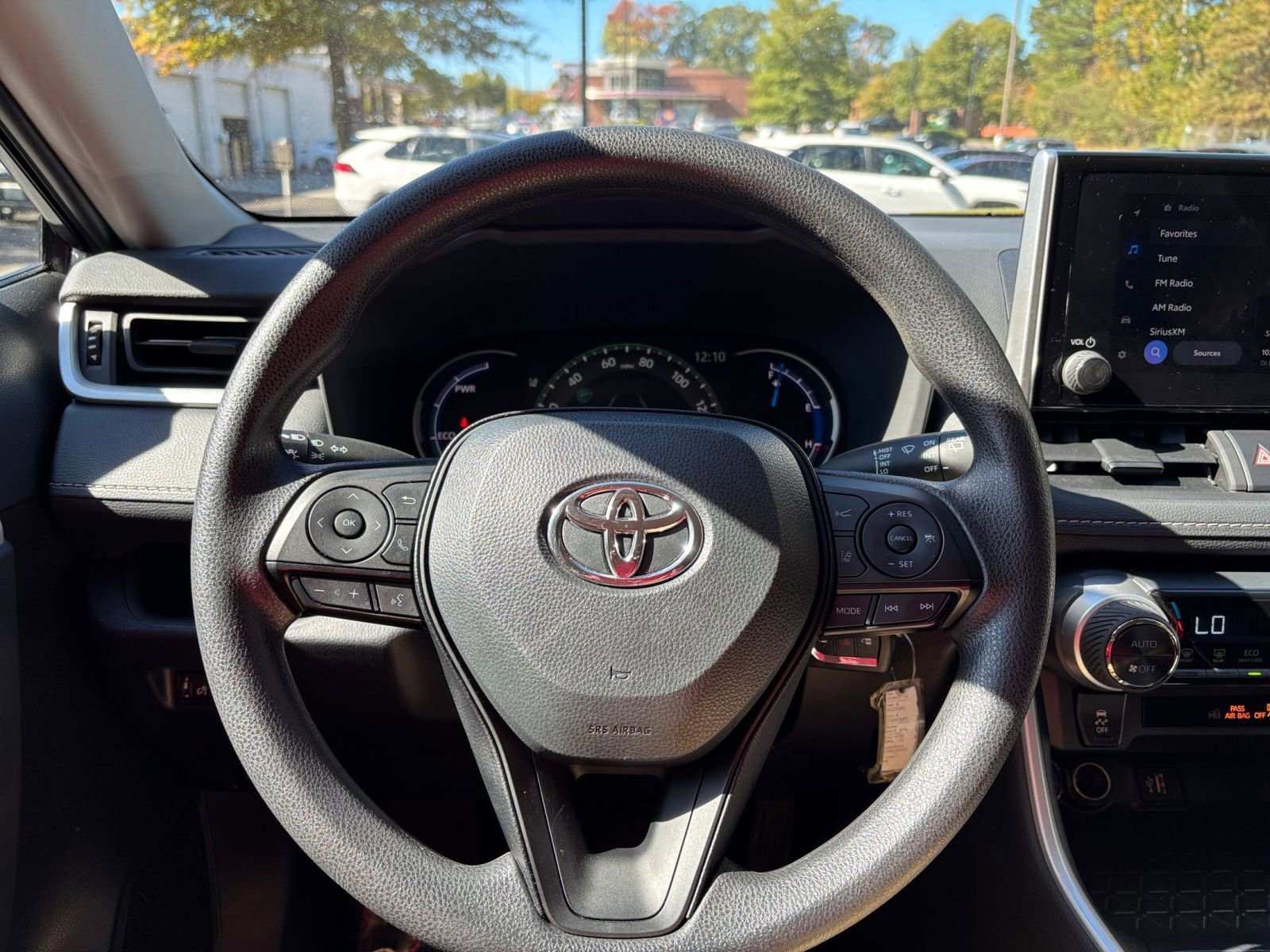 Used 2025 Toyota RAV4 LE image 34