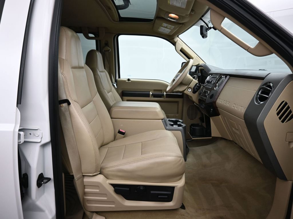 Used 2010 Ford F250 Lariat image 41