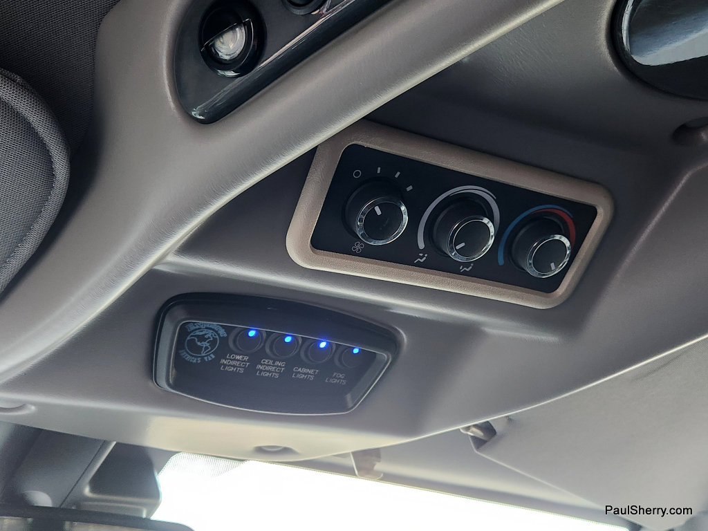 Used 2021 Chevrolet Express 2500 LS w/ Enhanced Convenience Package image 49