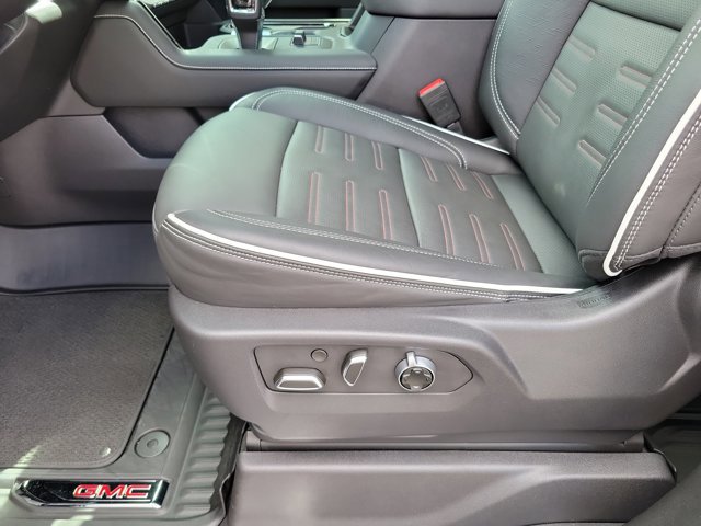 Used 2024 GMC Sierra 1500 AT4X image 13