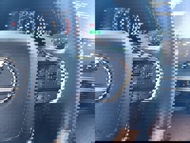 Used 2023 Lexus RX 350 Premium w/ Accessory Package AWD/4WD image 34