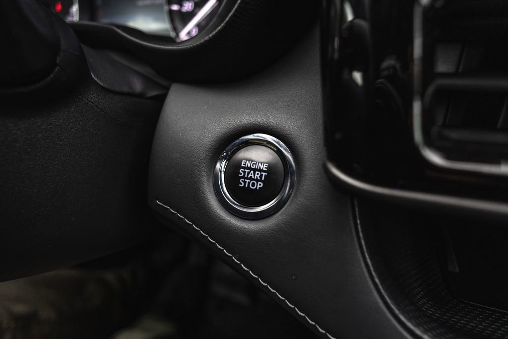 Used 2023 Toyota Highlander XLE image 20