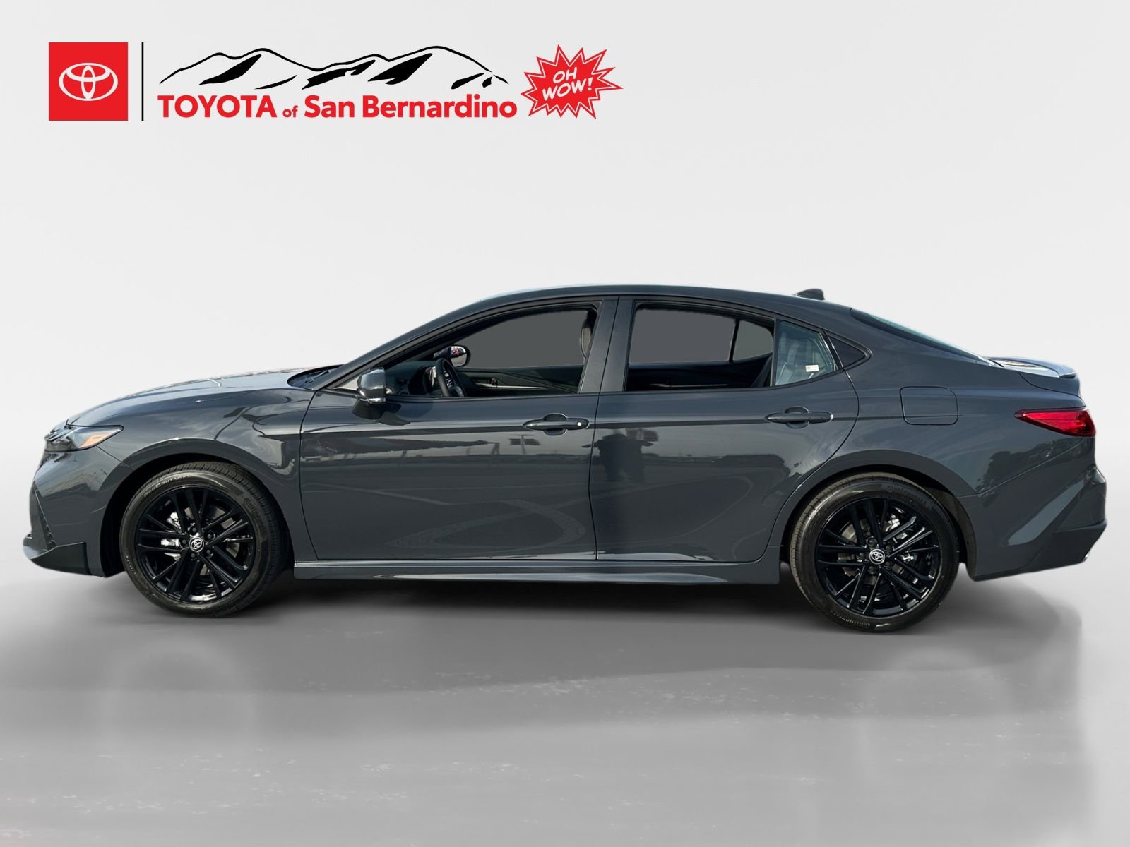 New 2026 Toyota Camry SE image 2