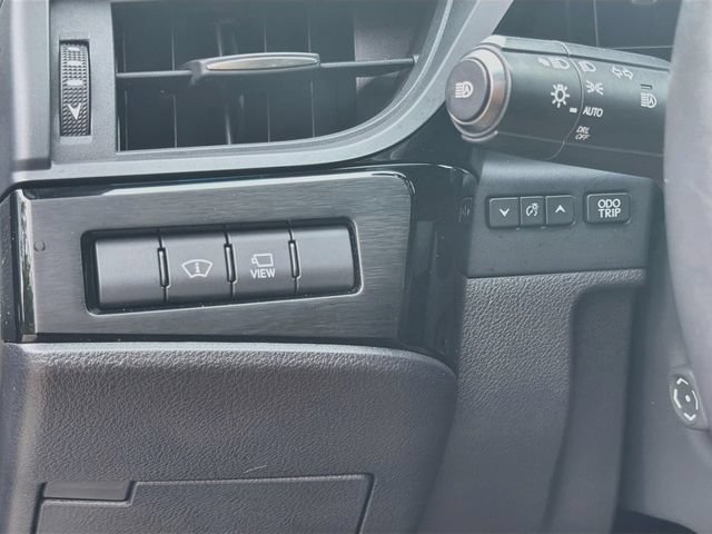 Certified 2022 Lexus ES 350 Ultra Luxury w/ Accessory Package 2 FWD image 35