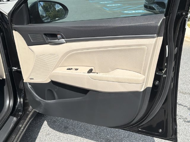 Used 2018 Hyundai Elantra Limited w/ Limited Ultimate Package 02 FWD image 16