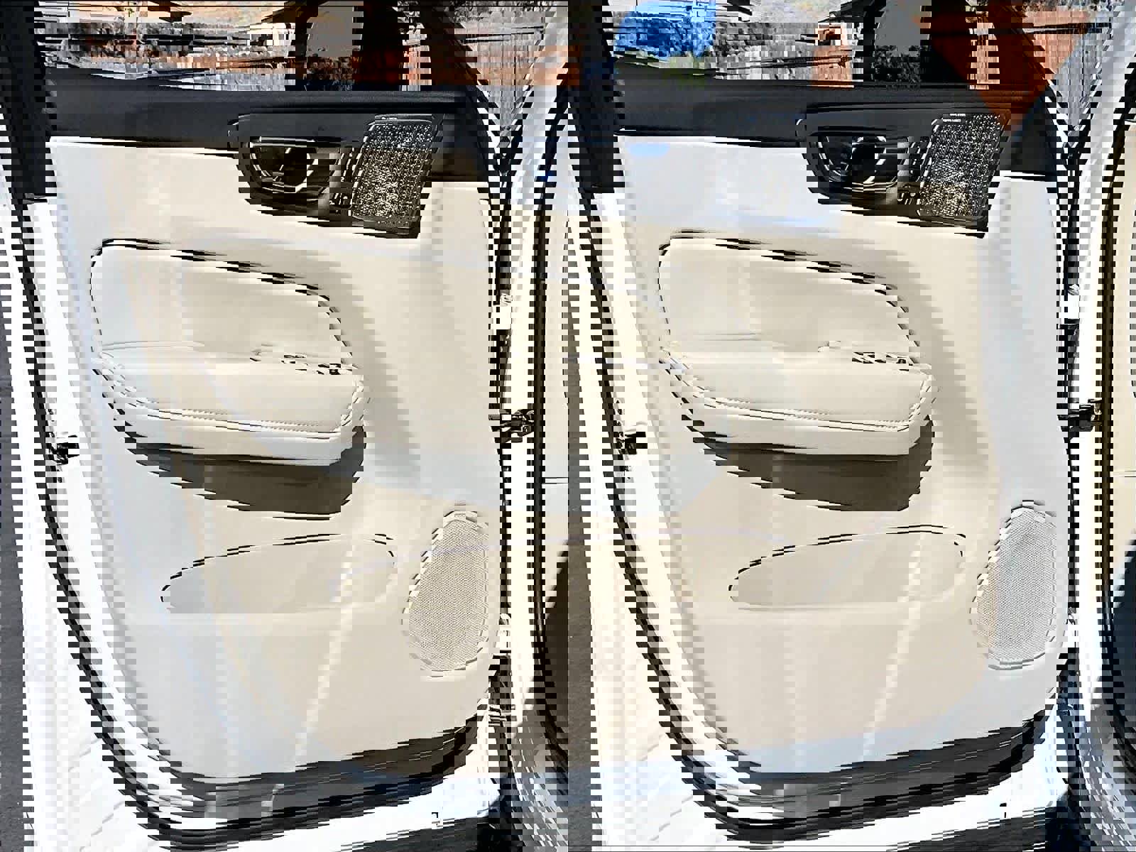 Used 2026 Volvo XC60 B5 Ultra w/ Climate Package image 26