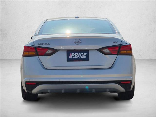 Used 2024 Nissan Altima 2.5 SV FWD image 7