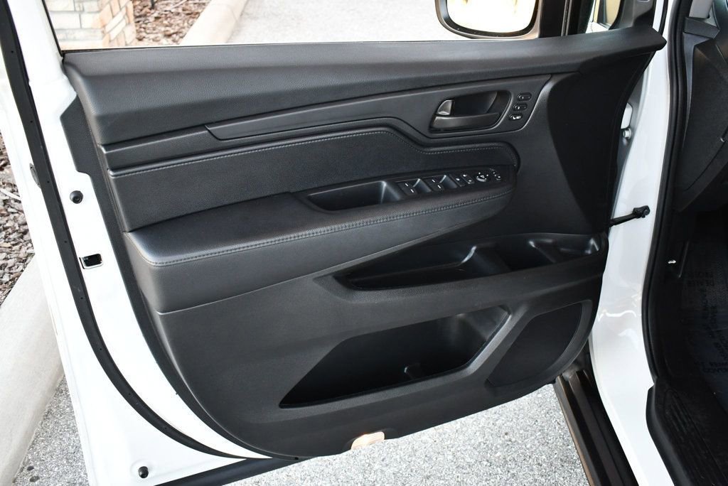 Used 2023 Honda Odyssey EX-L image 36