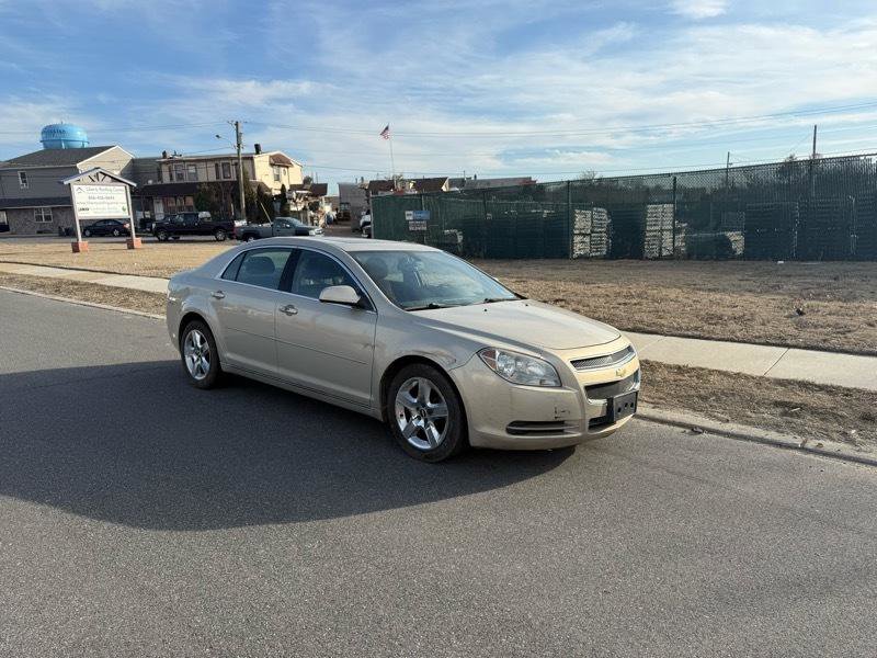 Used 2010 Chevrolet Malibu LT w/ Power Convenience Package image 3