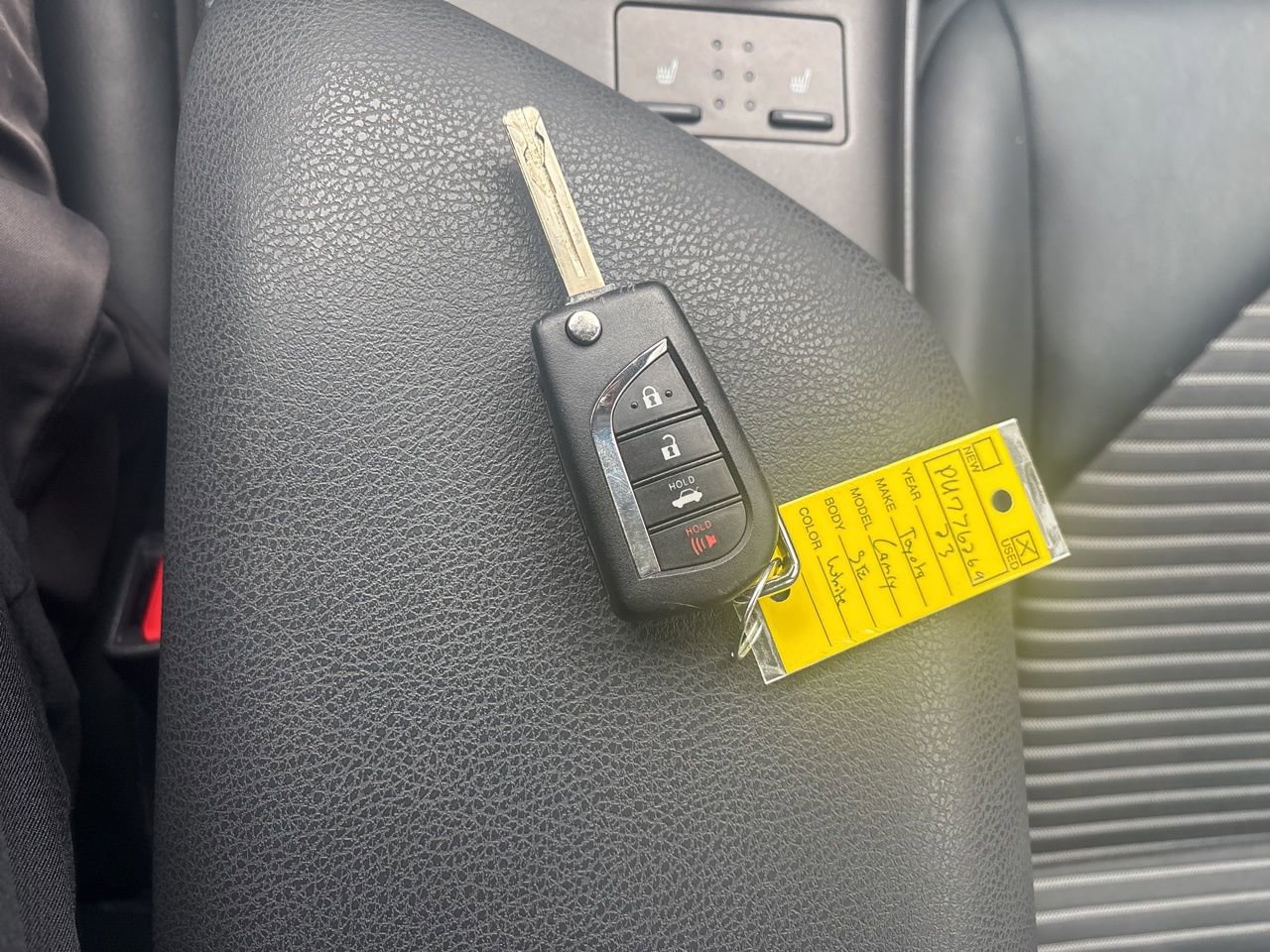 Used 2023 Toyota Camry SE image 25