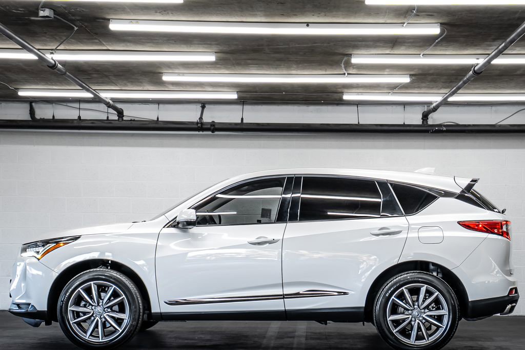 Certified 2024 Acura RDX w/ Technology Package image 2